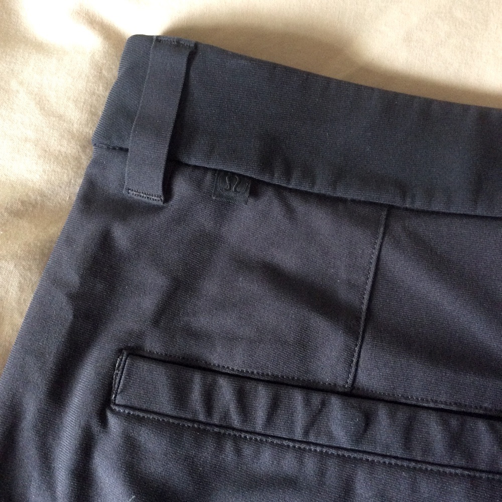 Lululemon Men’s Dark Gray Commissioner Shorts W32” INS 11” Activewear - Picture 5 of 12
